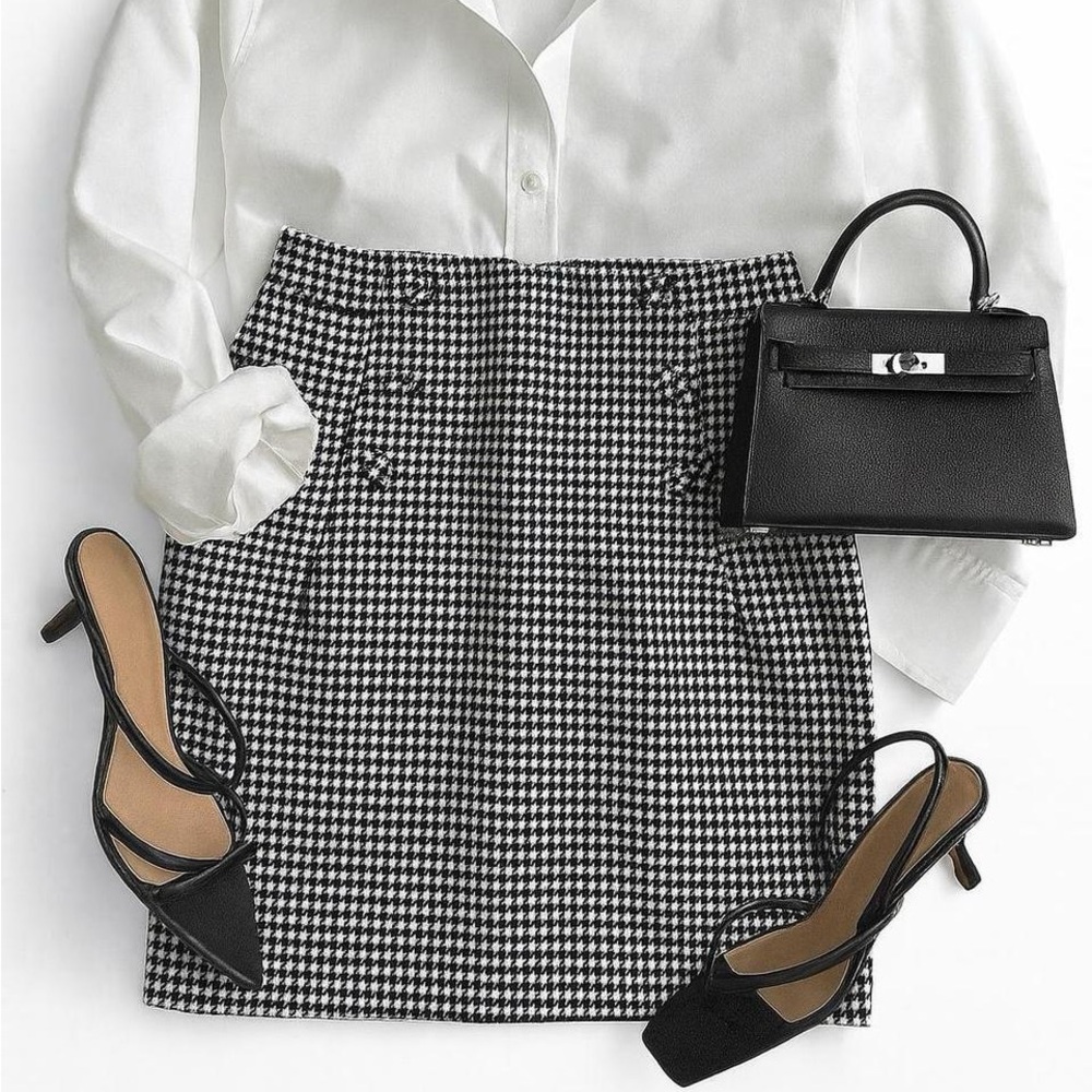 H&M Houndstooth Button Skirt 🖤🤍